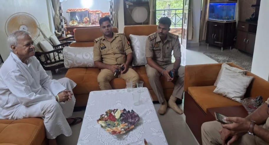 हाऊस अरेस्ट कांग्रेस के जिलाध्यक्ष