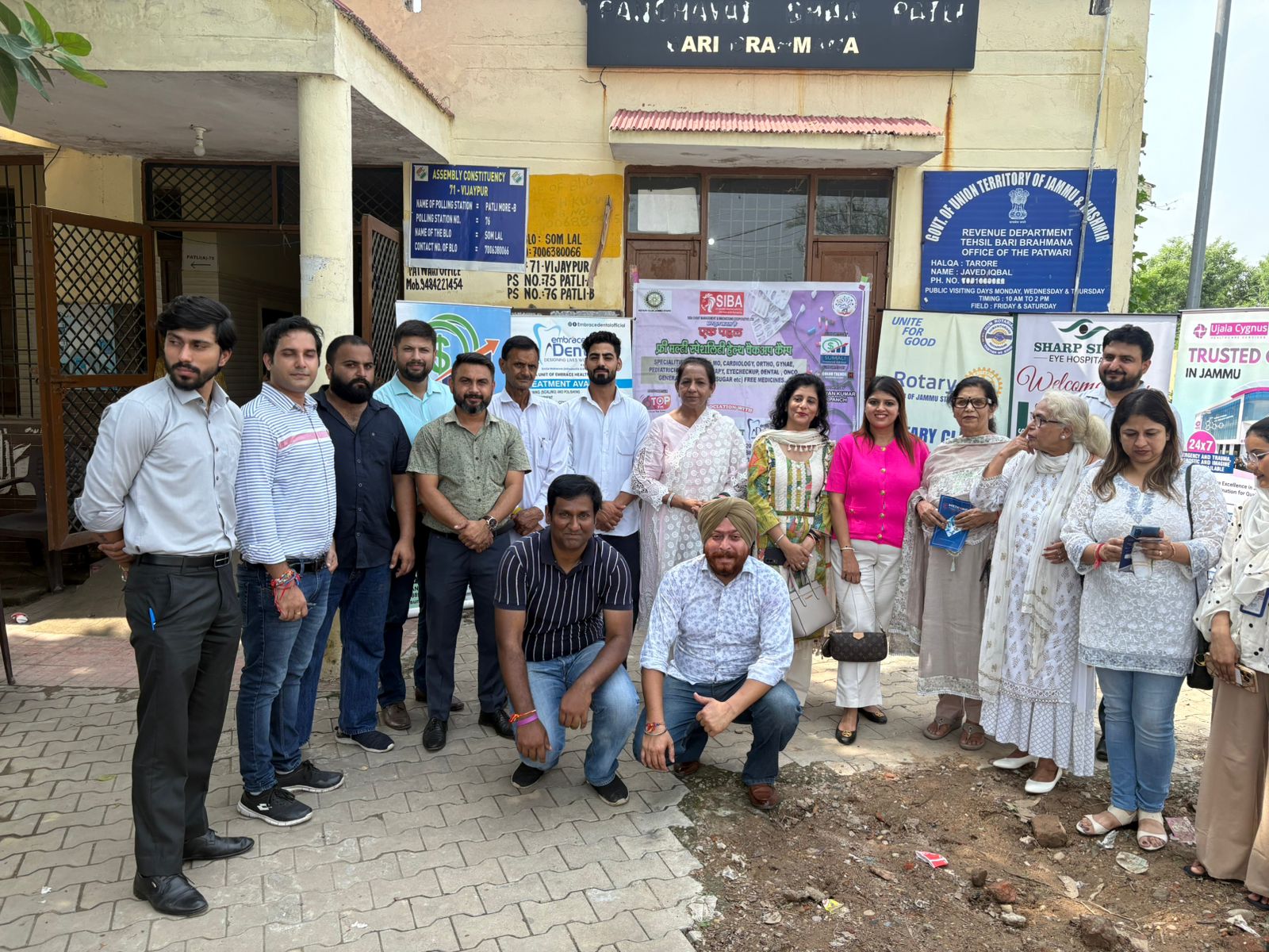 आयोजित किया निःशुल्क डेंटल कैम्प, 120 लोगों ने लिया लाभ