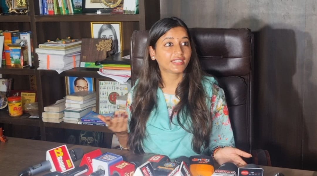 अंबा प्रसाद की फाइल फोटो अंबा प्रसाद की फाइल फोटो