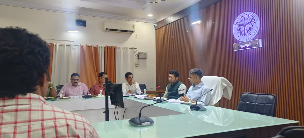 मुख्यमंत्री डैशबोर्ड पर विकास योजनाओं की प्रगति बैठक मुख्यमंत्री डैशबोर्ड पर विकास योजनाओं की प्रगति बैठक