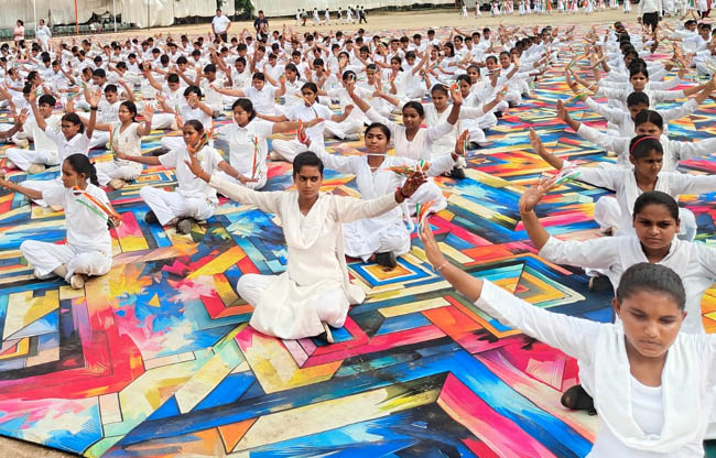सोनीपत:         स्वतंत्रता दिवस समारोह की फुल ड्रेस रिहर्सल देशभक्ति के रंगारंग कार्यक्रम