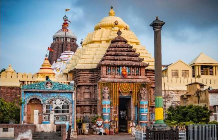 विश्वप्रसिद्ध जगन्नाथ मंदिर (श्रीमंदिर)