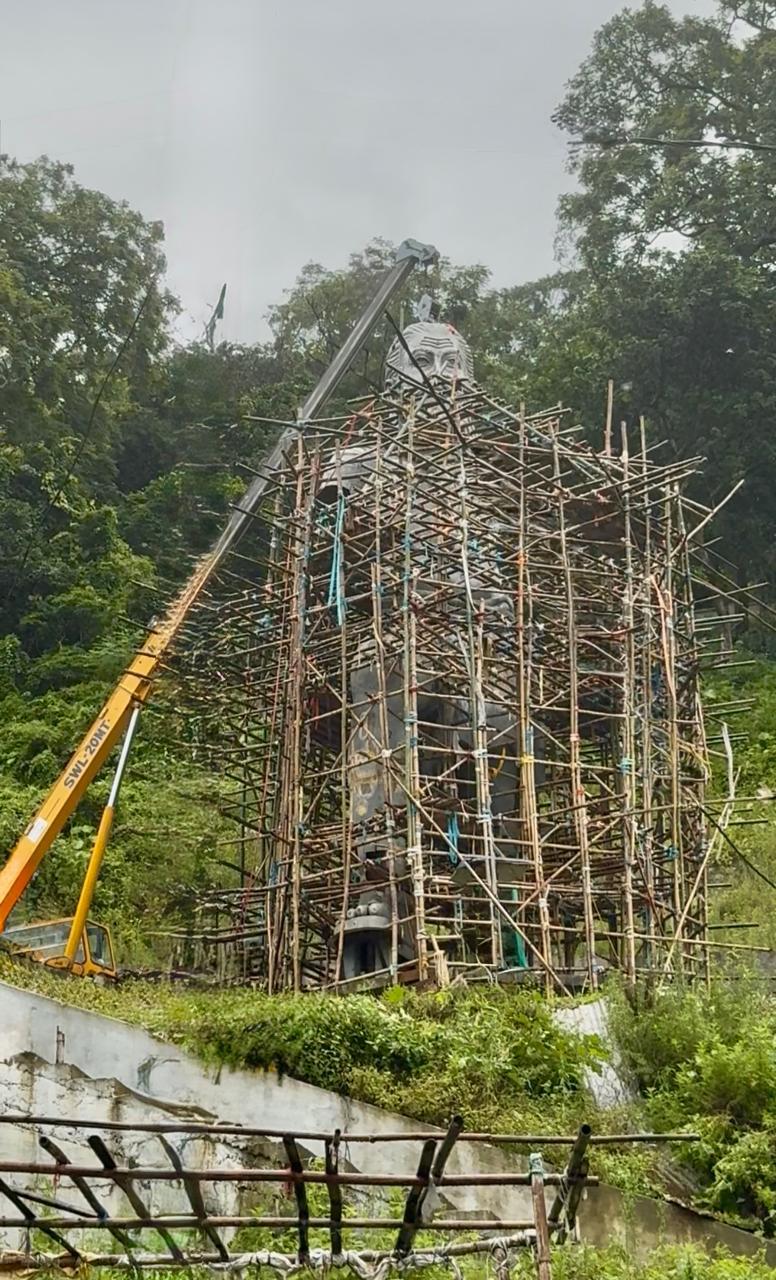 चौना मीन ने परशुराम कुंड में चल रहे विकास कार्यों का निरीक्षण कि चौना मीन ने परशुराम कुंड में चल रहे विकास कार्यों का निरीक्षण कि