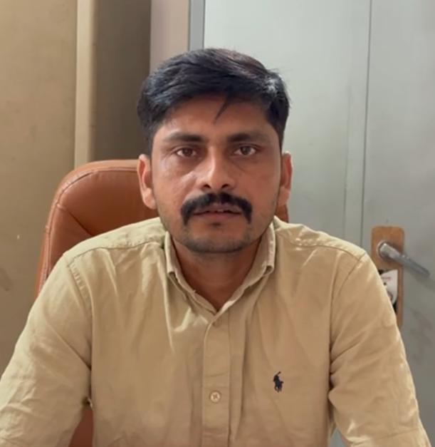 नरेन्द्रसिंह सोलंकी, सरपंच, अखोड