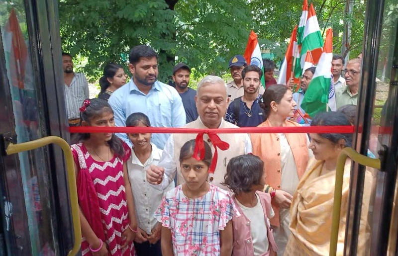 श्रमिकों व स्लम्स एरिया के बच्चों की शिक्षा के लिए हुई व्यवस्था