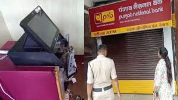 बैंक का एटीएम काटकर लूट का प्रयास