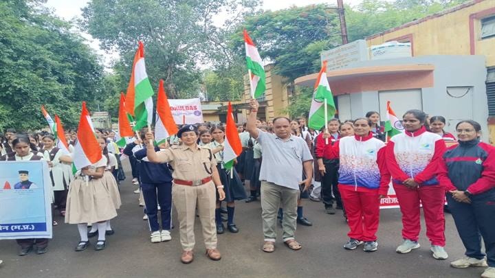 खरगोनः स्वतंत्रता दौड़ का आयोजन
