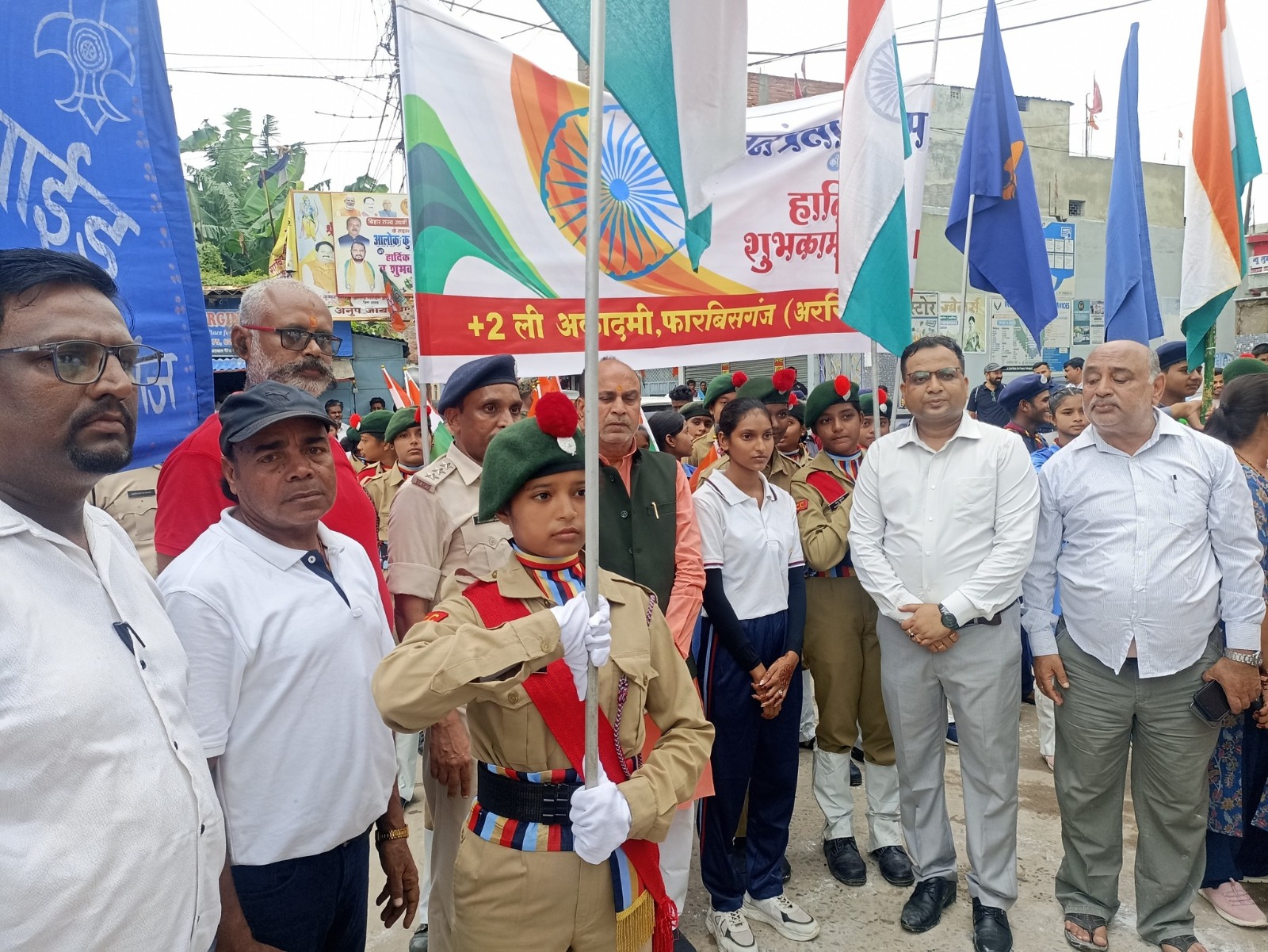 स्वतंत्रता दिवस से पूर्व महापुरुषों के प्रतिमाओं पर माल्यार्पण कर किया गया याद