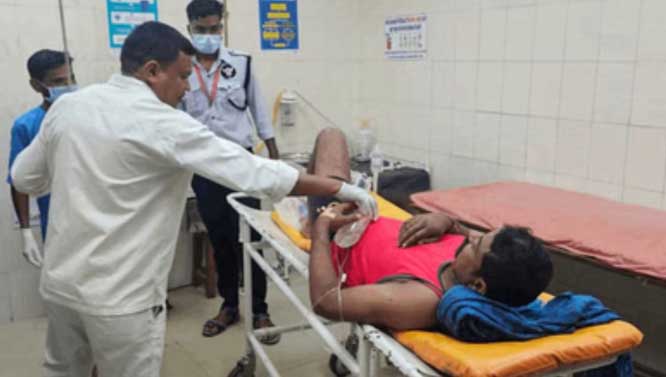 घायल सब-इंस्पेक्टर प्रकाश चट्टी