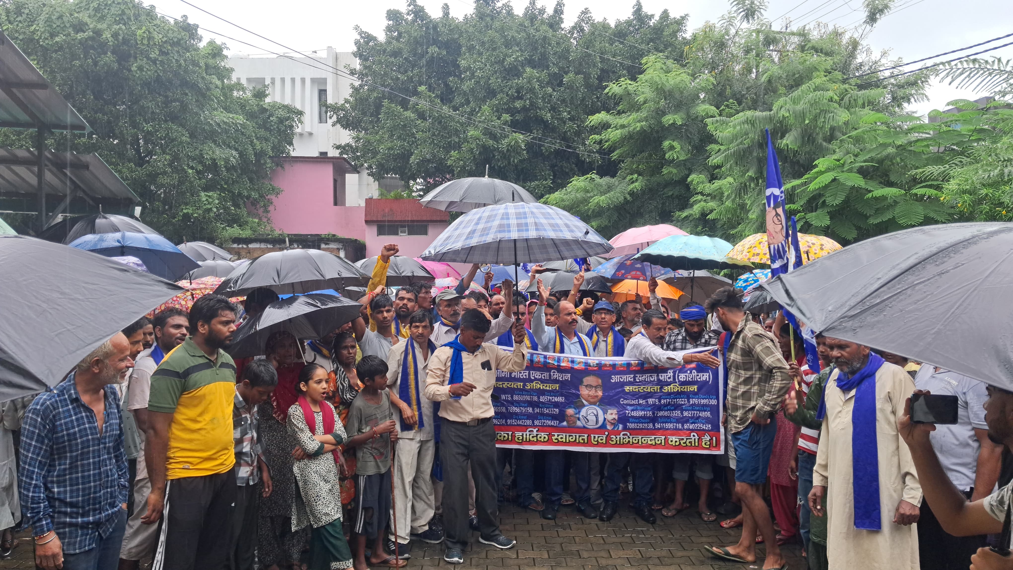 भीम आर्मी ने दिया गायपन