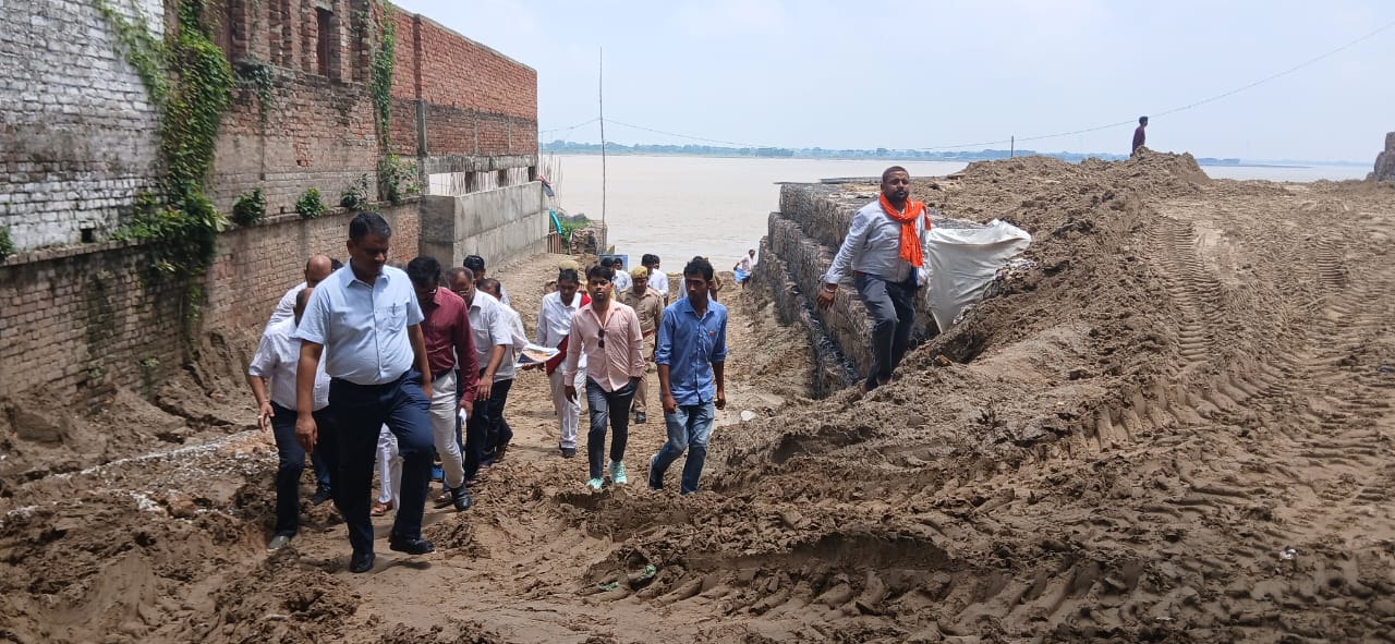 मंडलायुक्त जैन तीर्थंकर चंद्र महाप्रभु की जन्मस्थली चंद्रावती घाट पर