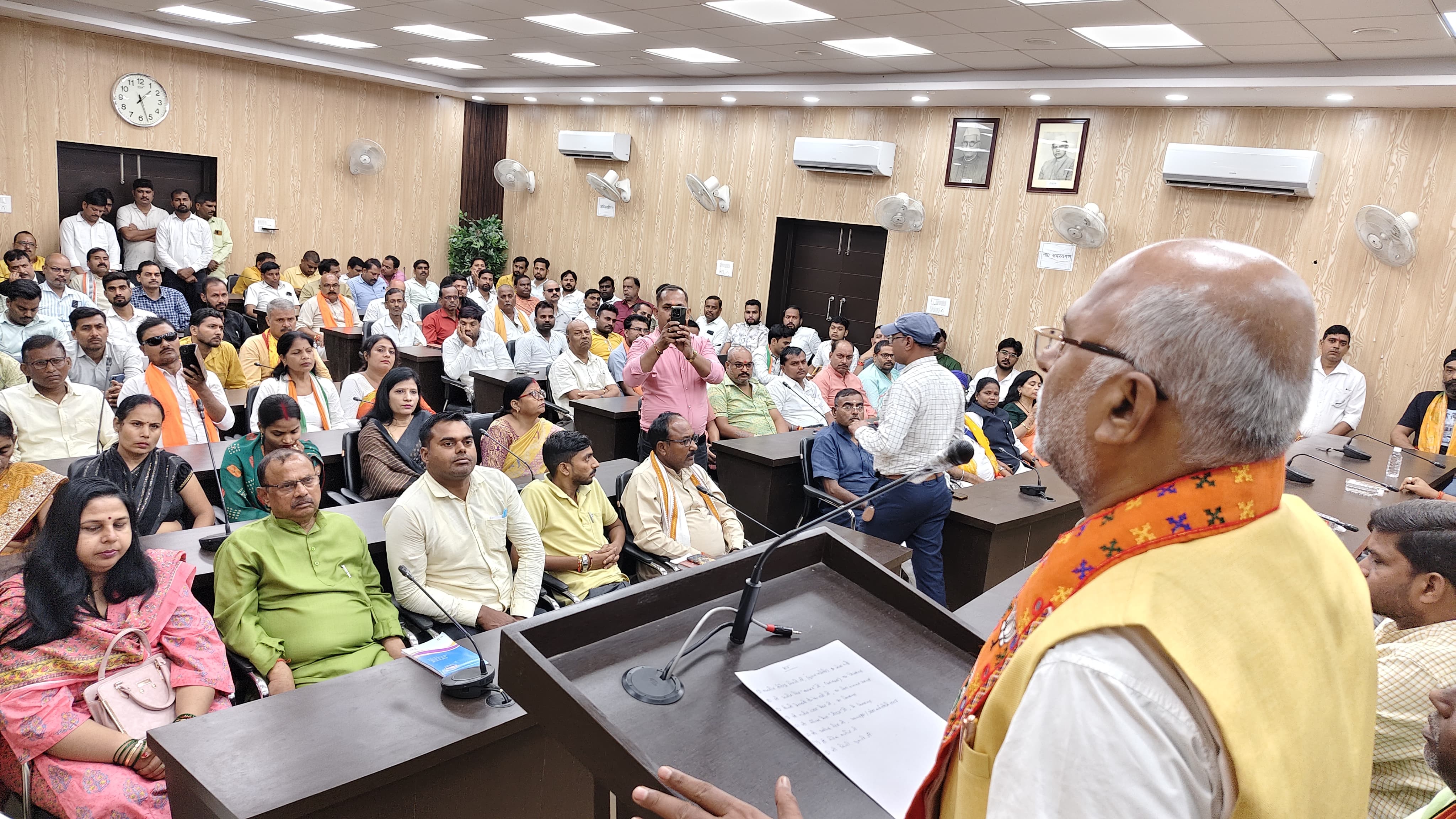कांग्रेस नेतृत्व की गलत नीतियों और तुष्टिकरण की राजनीति ने भारत के विभाजन को जन्म दिया: वीरेन्द्र तिवारी