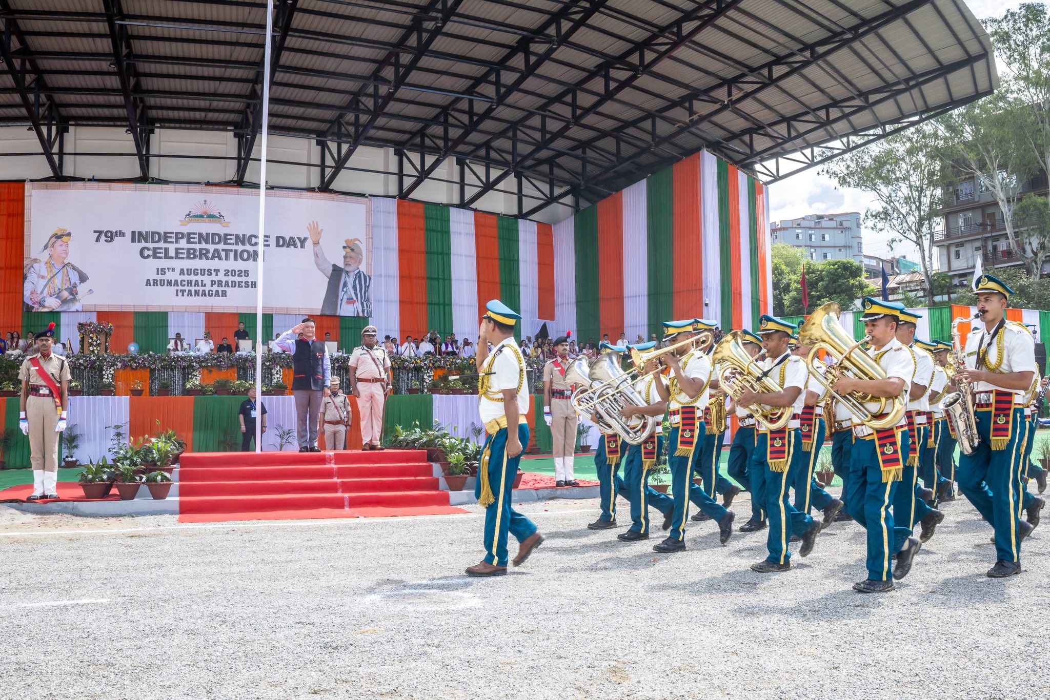 मुख्यमंत्री खांडू ने 79वें स्वतंत्रता दिवस के अवसर पर भारतीय ध्वज फहराया और सलामी ली।