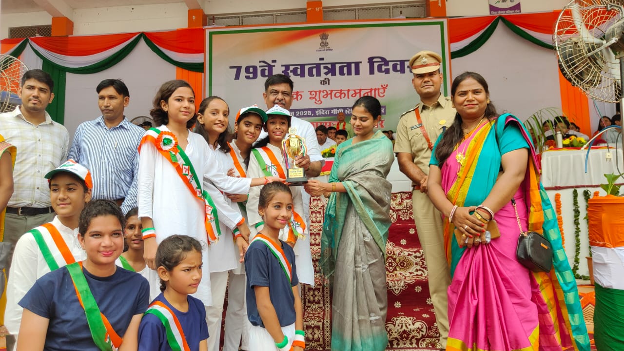 अलवर। वन मंत्री ने प्रतिभाओं को किया सम्मानित.