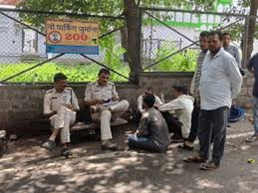 बी.टेक छात्र की चाकू मारकर हत्या