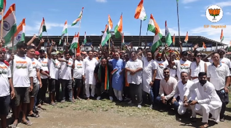 नगालैंड में प्रदेश भाजपा द्वारा निकाली गयी तिरंगा यात्रा का दृश्य