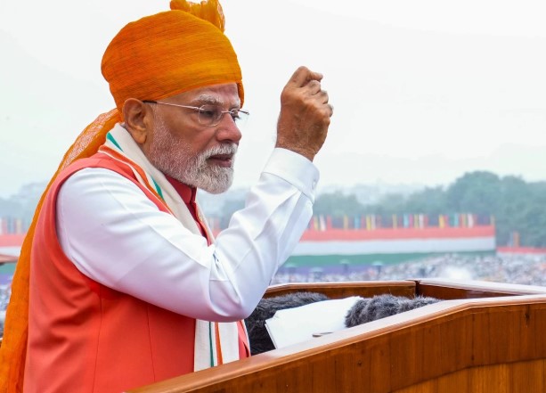 लाल किले से किसानों के मसले पर मोदी ने ट्रंप को दिया स्पष्ट संदेश