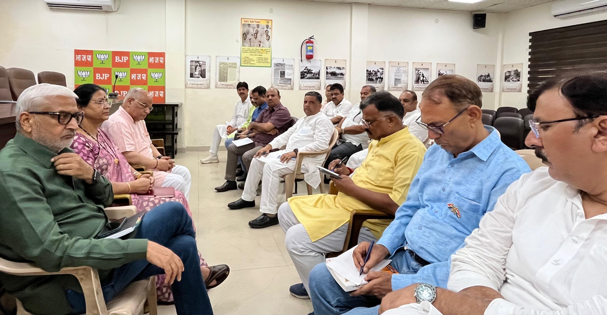 भाजपा ने किश्तवाड़ बाढ़ प्रभावित परिवारों के लिए आवश्यक सामग्री भेजी, हेल्पलाइन स्थापित की