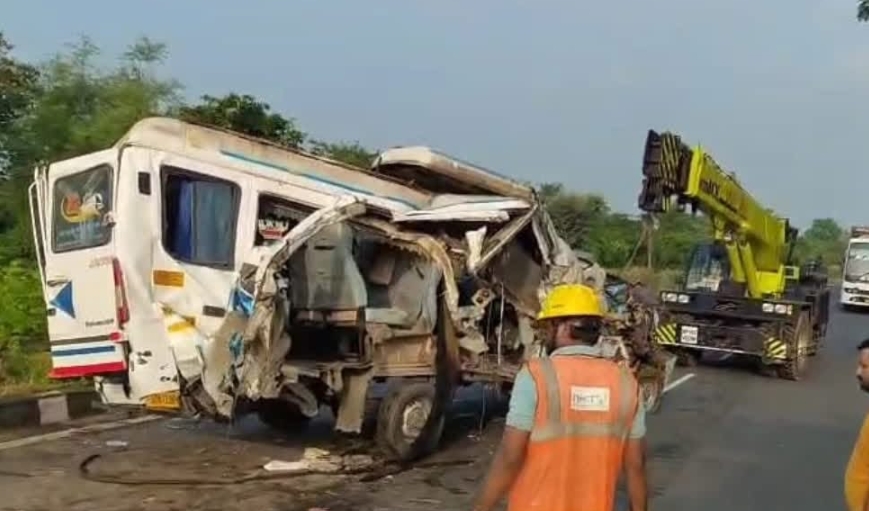 नेशनल हाईवे 27 पर हुआ हादसा