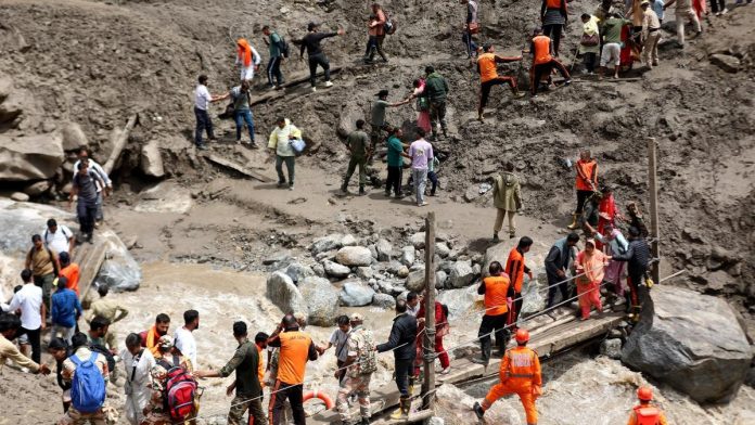 किश्तवाड़ के चशोती में लगातार तीसरे दिन समन्वित बचाव और राहत अभियान जारी