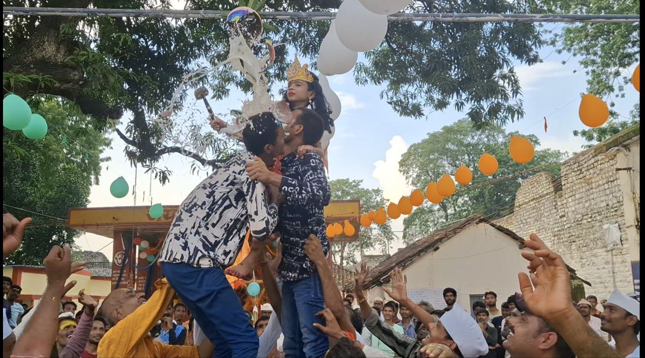 दमोह जेल में जय कन्हैया लाल की कारागार के ताले टूटे पहरेदार बेहोश दमोह जेल में जय कन्हैया लाल की कारागार के ताले टूटे पहरेदार बेहोश