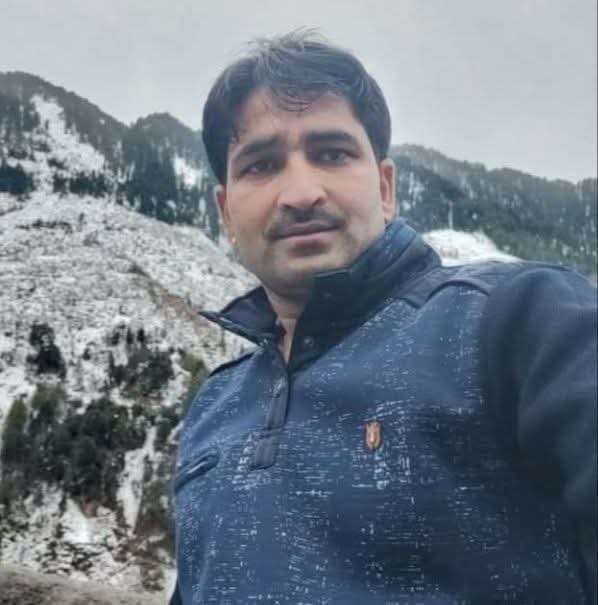 कमांडो विकास भाटिया।