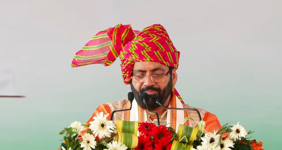 रैली को संबोधित करते हुए सीएम नायब सैनी।