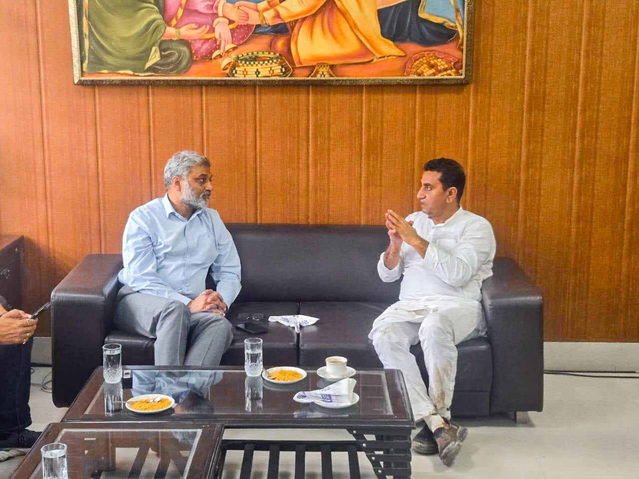 Jasrotia held a meeting with Financial Commissioner Jammu and Kashmir, issues related to relief work were discussed