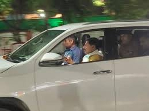 मुख्यमंत्री डाॅ. यादव देर रात अचान रतलाम पहुंचे