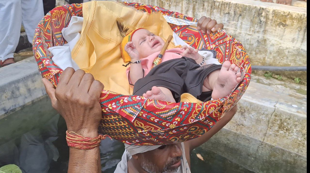 दमोह जेल में जय कन्हैया लाल की कारागार के ताले टूटे पहरेदार बेहोश दमोह जेल में जय कन्हैया लाल की कारागार के ताले टूटे पहरेदार बेहोश