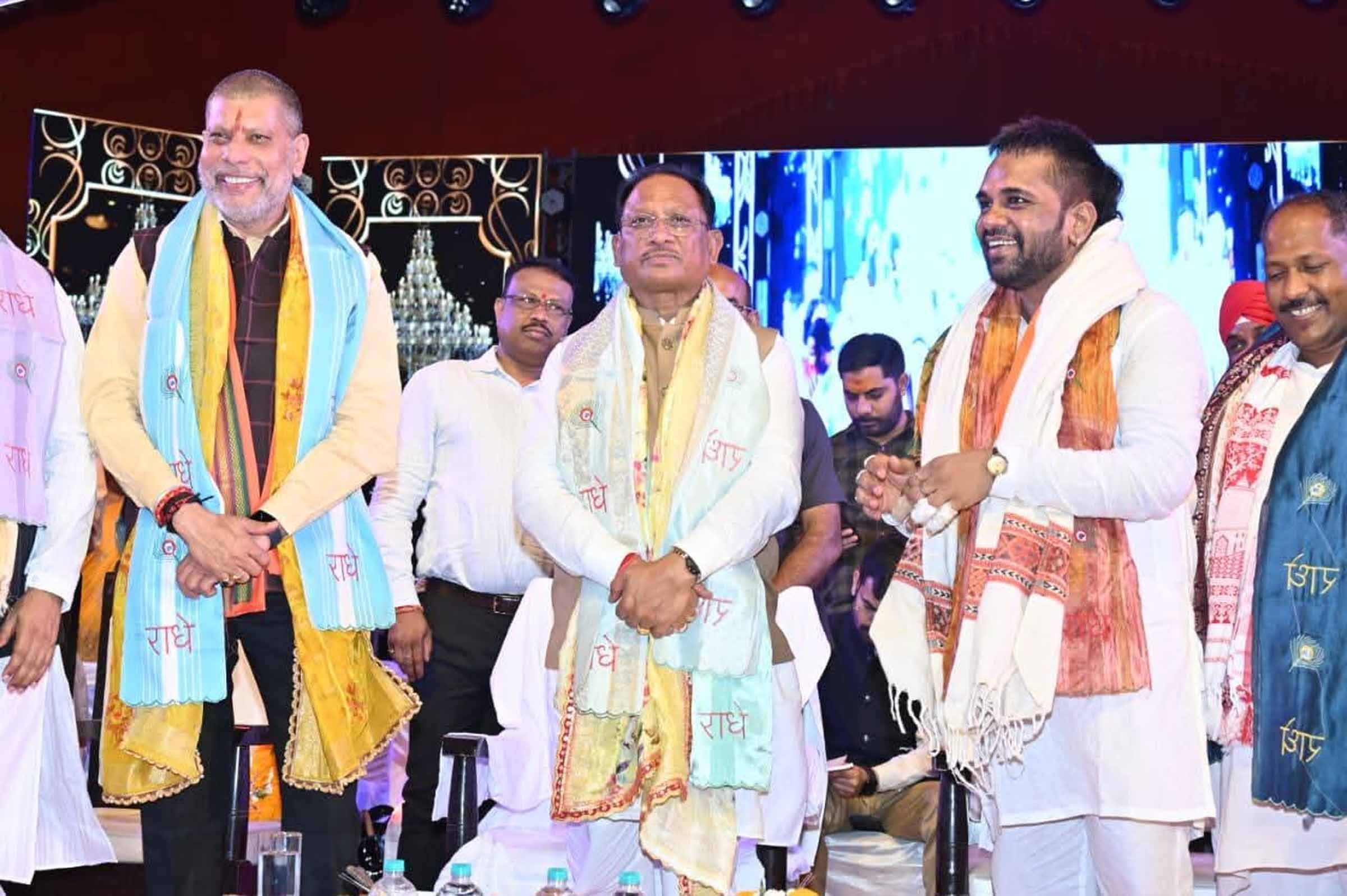 दही हांडी उत्सव में शामिल मुख्यमंत्री साय