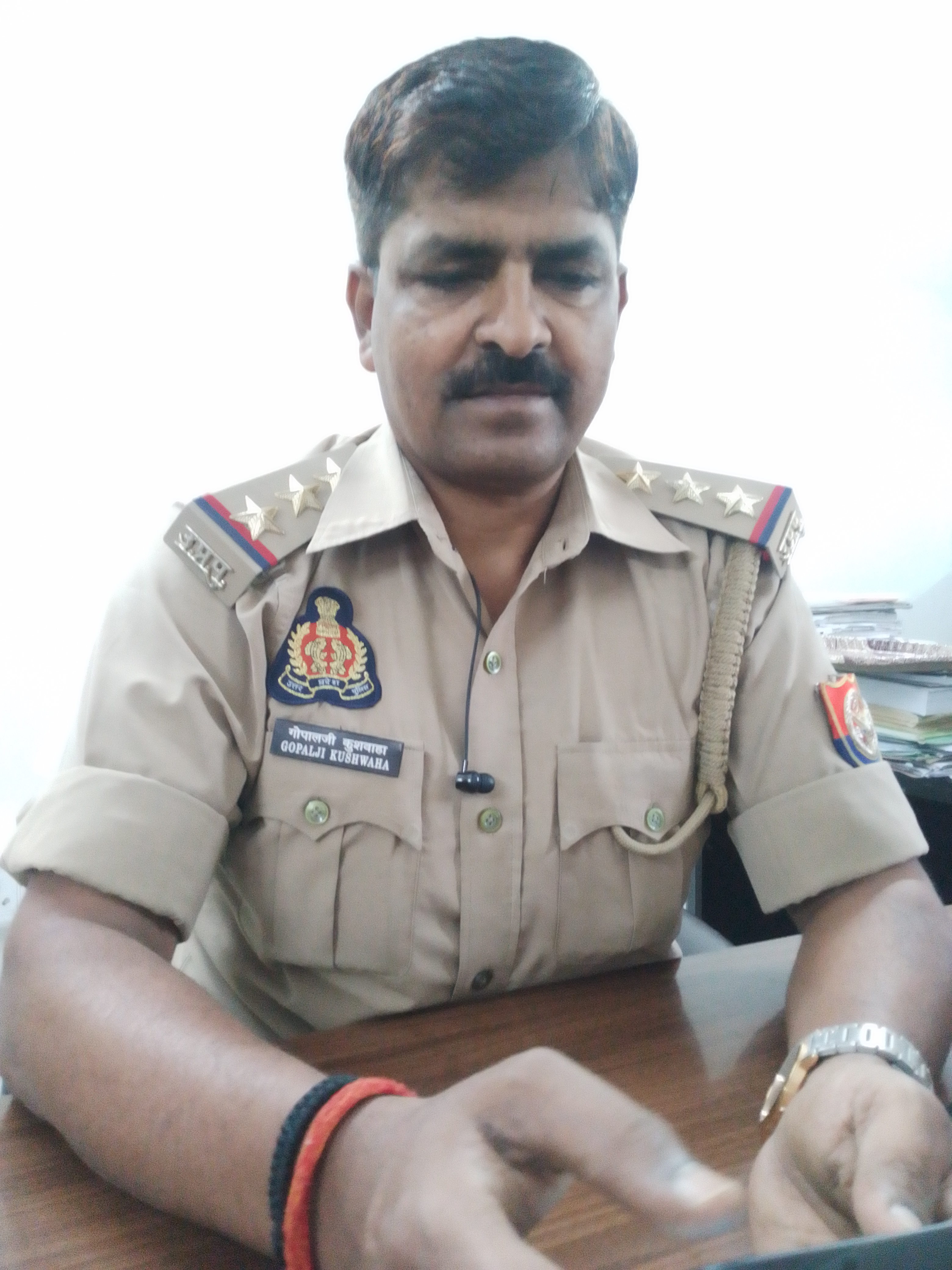 साइबर क्राइम के प्रभारी निरीक्षक गोपालजी (फोटो)