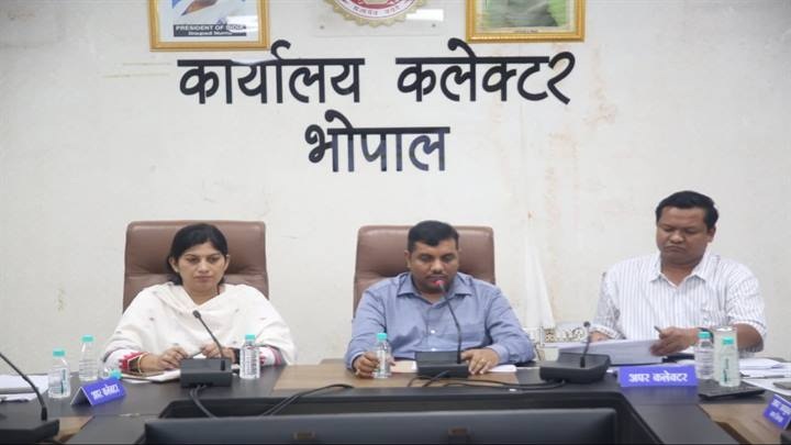 समय-सीमा पत्रों की साप्ताहिक समीक्षा बैठक समय-सीमा पत्रों की साप्ताहिक समीक्षा बैठक