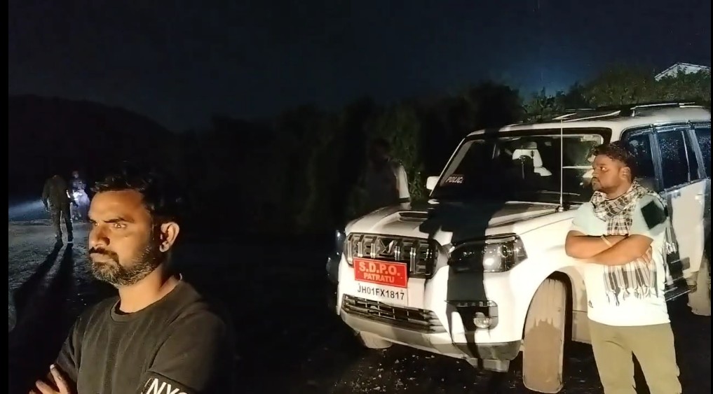 घटनास्थल पर मौजूद पुलिस