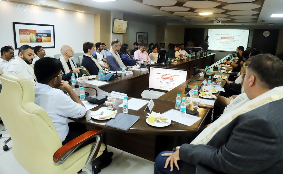 जर्मन प्रतिनिधिमंडल के साथ इंटरैक्टिव राउंडटेबल और द्विपक्षीय बैठक
