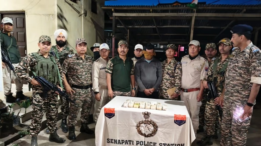 मणिपुर में गिरफ्तार आरोपित की तस्वीर।