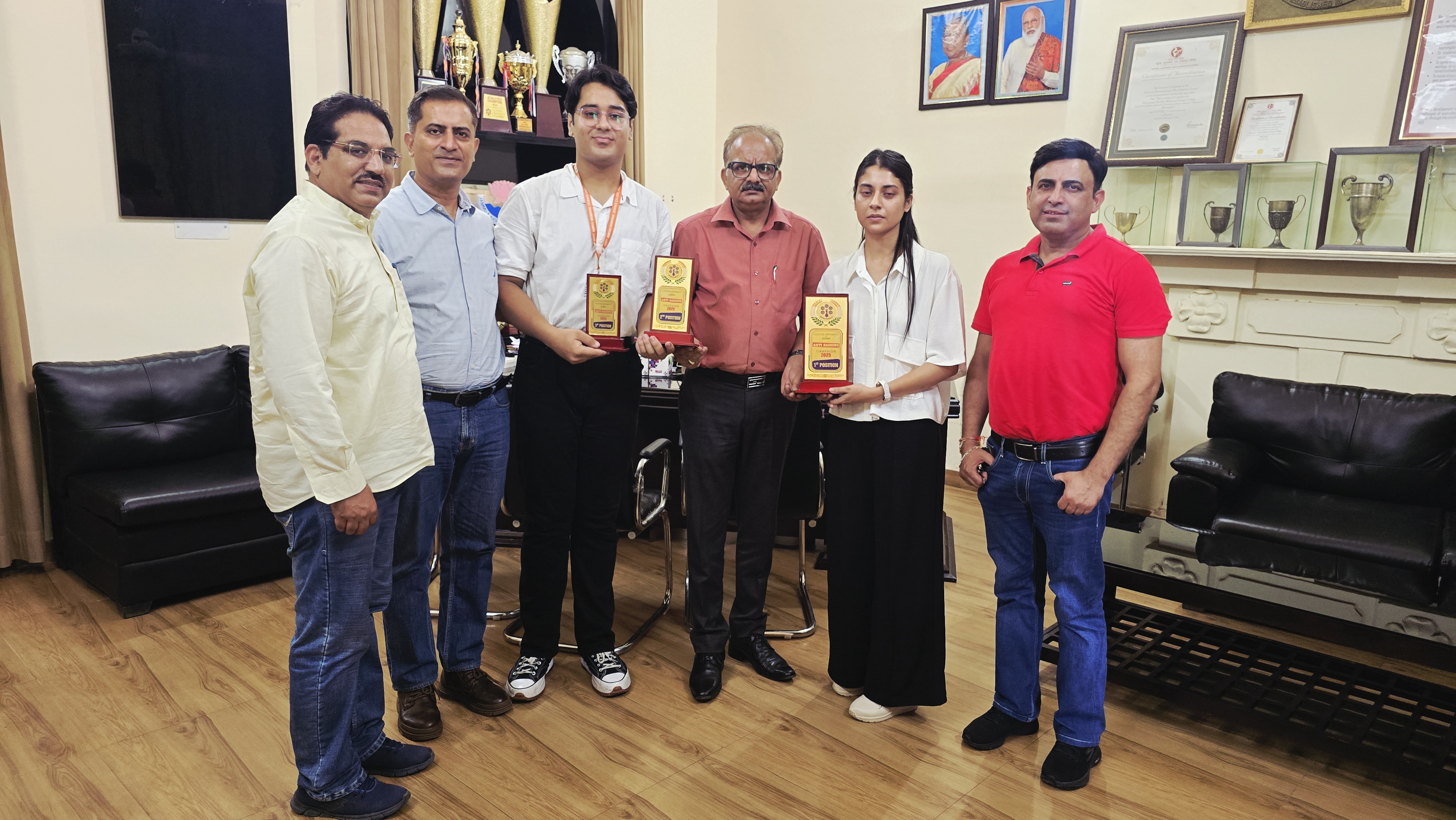 जीजीएम साइंस कॉलेज ने प्रतिभाशाली छात्रों को किया सम्मानित