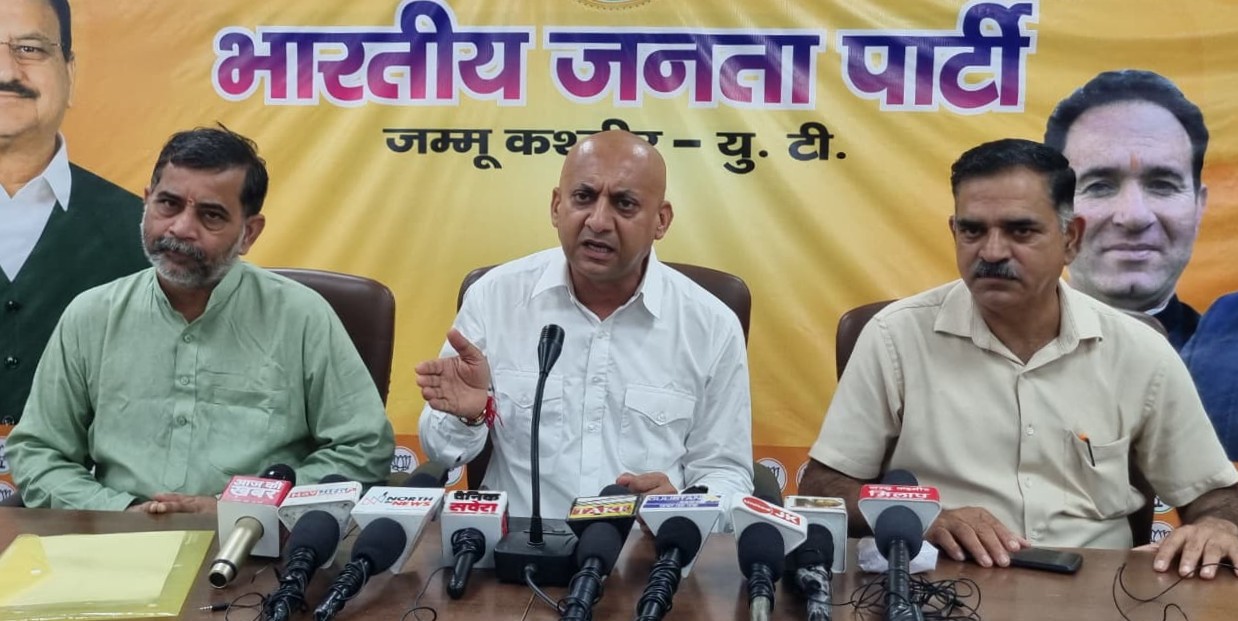 भाजपा किसान मोर्चा ने जम्मू संभाग में यूरिया की भारी कमी पर चिंता जताई