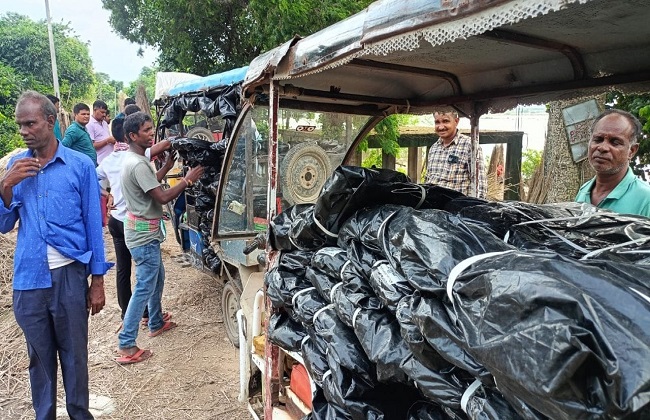 तिरपाल की हेराफेरी तिरपाल की हेराफेरी