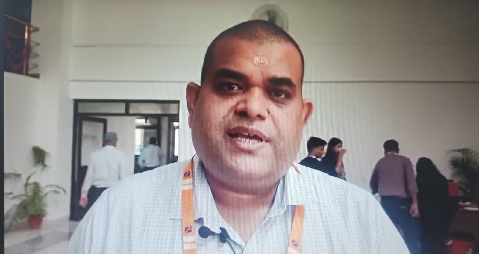 सेमिनार को लेकर जानकारी देते एक्सपर्ट
