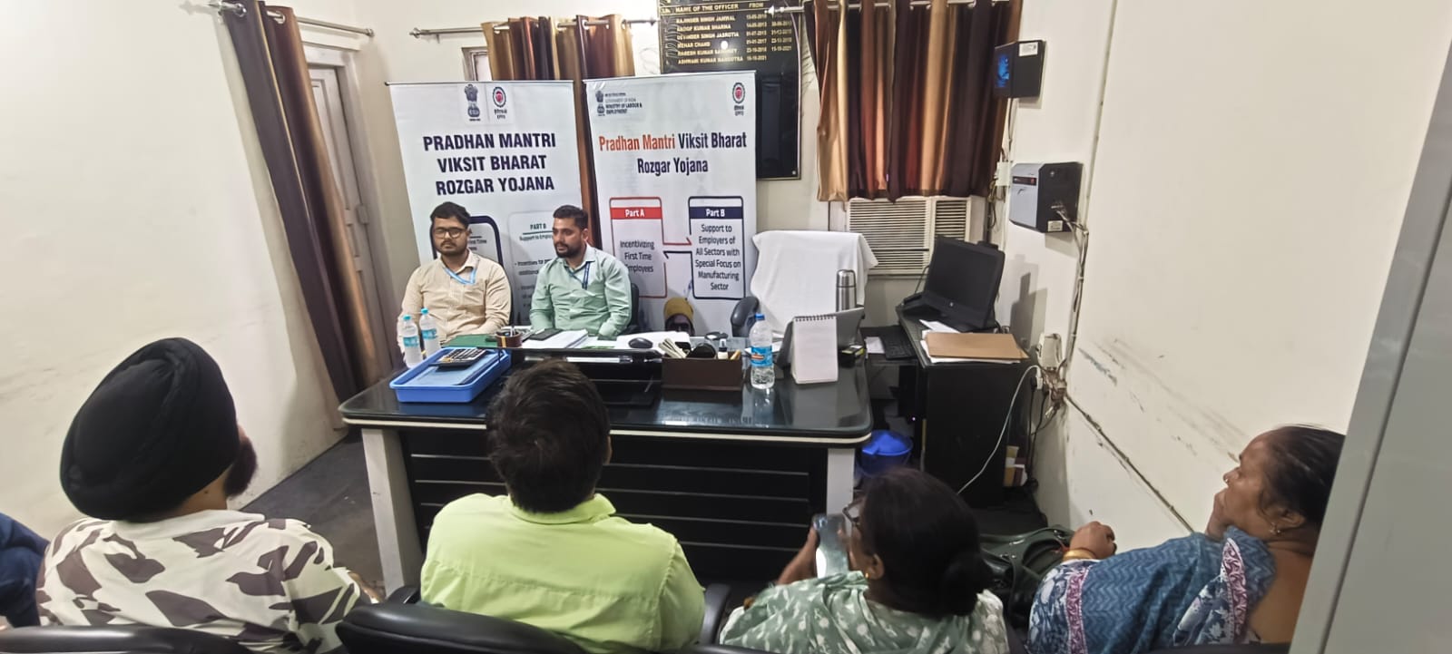 ईपीएफओ ने जेकेएसआरटीसी जम्मू में कार्यशाला आयोजित कर समझाया प्रधानमंत्री विकसित भारत रोज़गार योजना का महत्व ईपीएफओ ने जेकेएसआरटीसी जम्मू में कार्यशाला आयोजित कर समझाया प्रधानमंत्री विकसित भारत रोज़गार योजना का महत्व