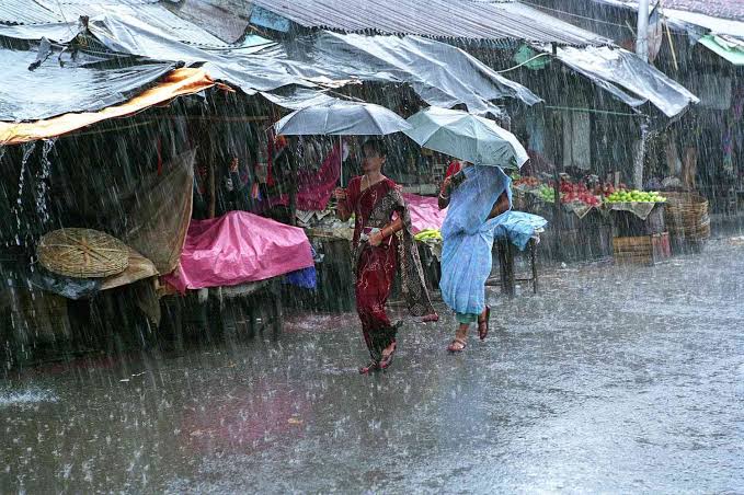 बंगाल में मौसम ने बदला मिजाज हफ्ताभर बारिश से तर-बतर होगा कोलकाता और कई जिले बंगाल में मौसम ने बदला मिजाज हफ्ताभर बारिश से तर-बतर होगा कोलकाता और कई जिले