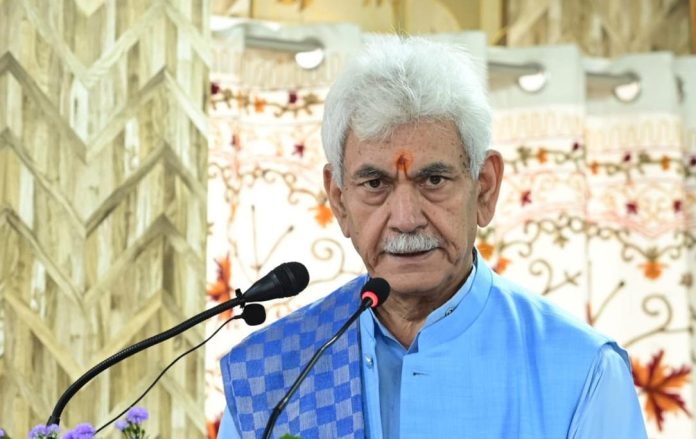 विश्वविद्यालयों में तैयार की जा रही मानव पूंजी निश्चित रूप से राष्ट्र निर्माण में सहायक होगी- उपराज्यपाल सिन्हा
