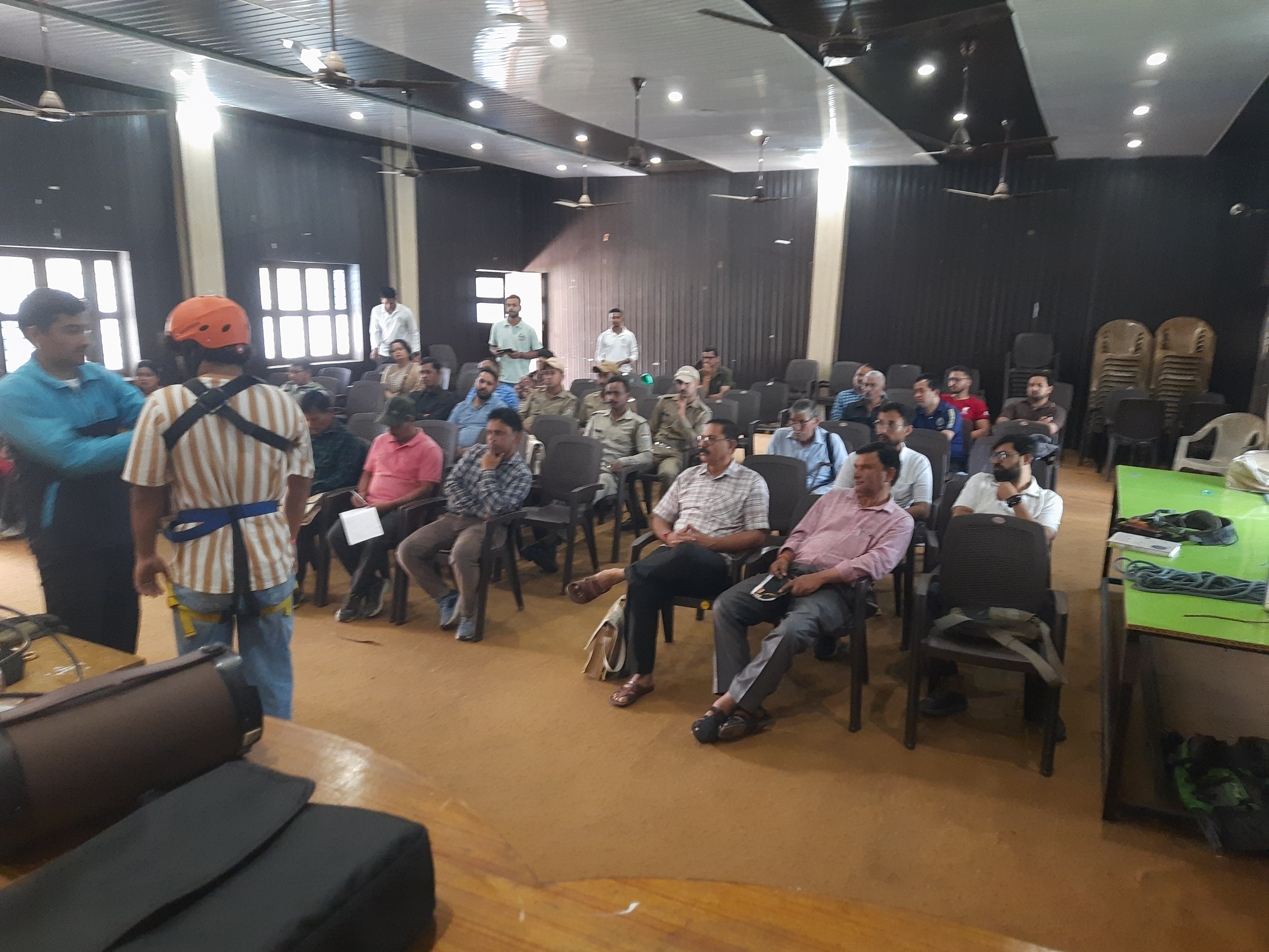 आपदा प्रबंधन प्रशिक्षण आपदा प्रबंधन प्रशिक्षण