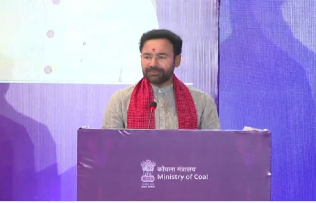 वाणिज्यिक कोयला खदान के 13वें दौर की नीलामी को लॉन्च करते जी. किशन रेड्डी वाणिज्यिक कोयला खदान के 13वें दौर की नीलामी को लॉन्च करते जी. किशन रेड्डी