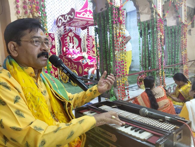 गायक मनोज गुप्ता गायक मनोज गुप्ता