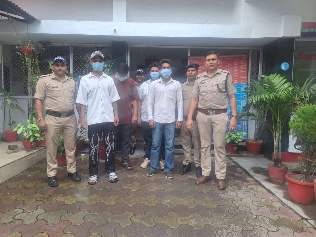 आईटीआई गैंग के चार बदमाश ग्रिफ्तार आईटीआई गैंग के चार बदमाश ग्रिफ्तार