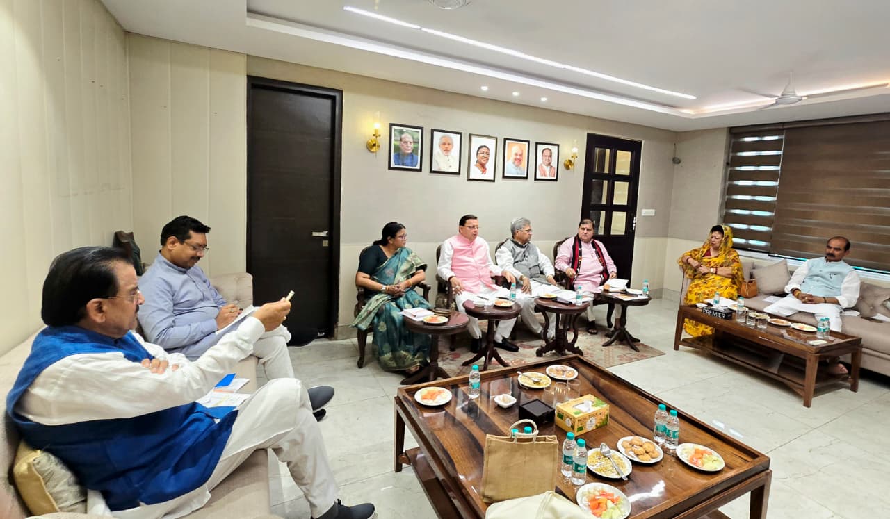 भाजपा की बैठक में मौजूद पदाधिकारी। भाजपा की बैठक में मौजूद पदाधिकारी।