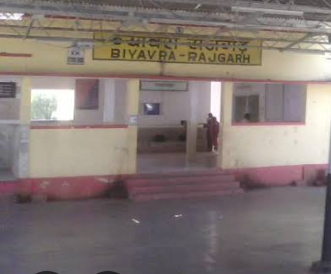 मोबाइल चोरी के मामले में दो आरोपित गिरफ्तार मोबाइल चोरी के मामले में दो आरोपित गिरफ्तार