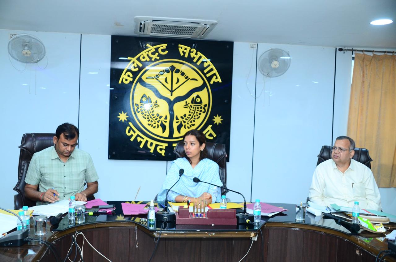 बागपत जिलाधिकारी का फाइल फोटो बागपत जिलाधिकारी का फाइल फोटो